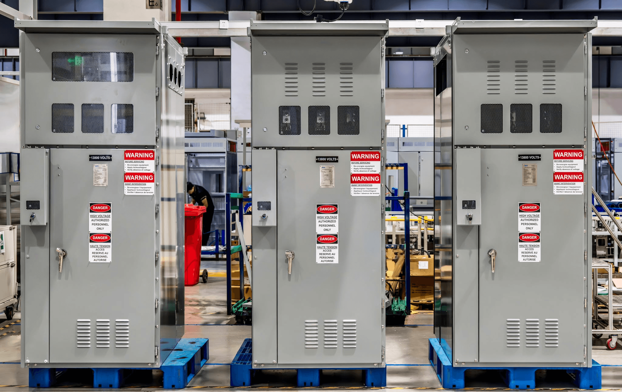 Three-bay 15 kV 600 A fusible load-interrupter switchgear lineup with viewing windows and outdoor Type 3R enclosures